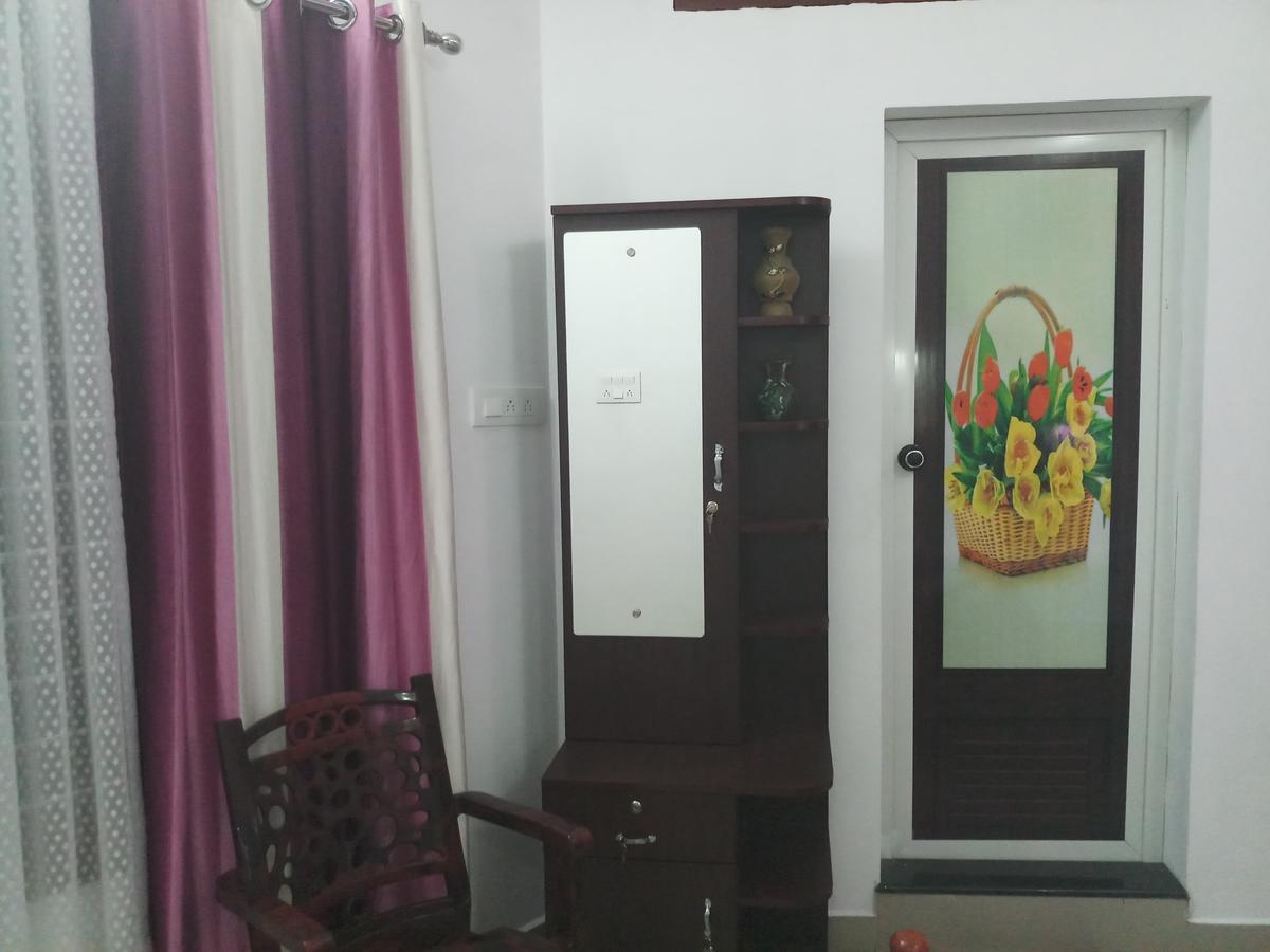 Angelann Homestay Kochi Extérieur photo